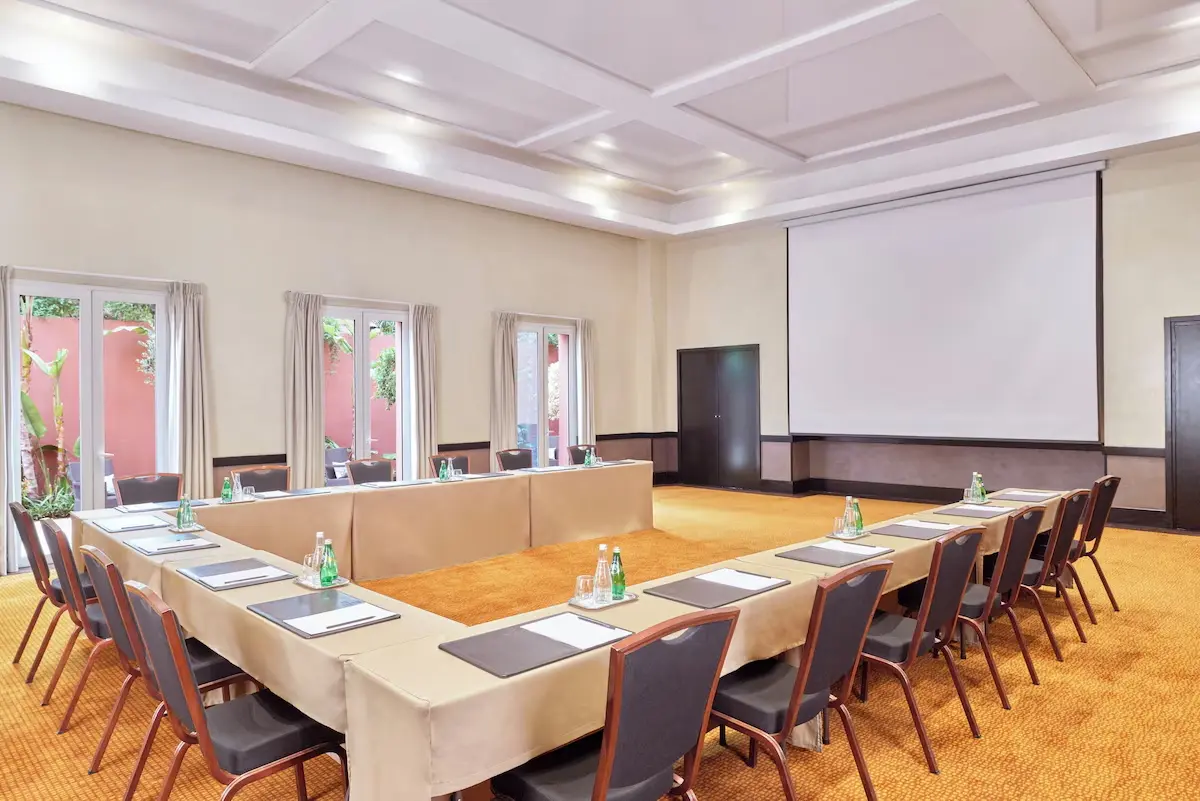 Deauville Room image 1