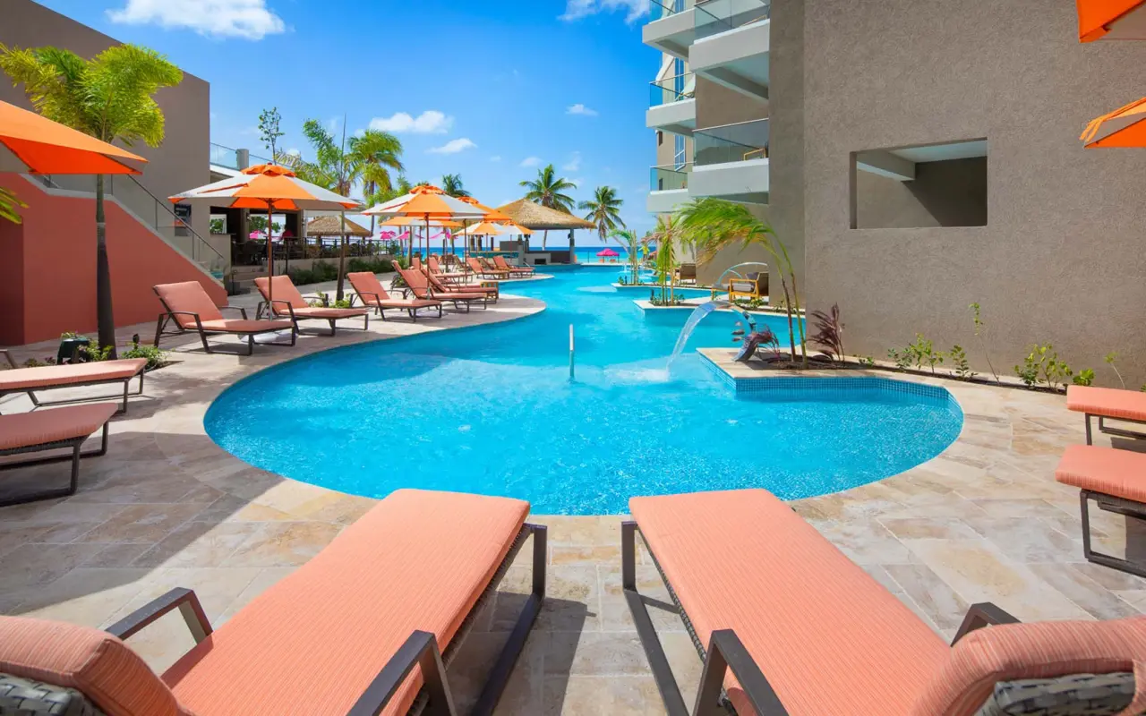 O2 Beach Club & Spa