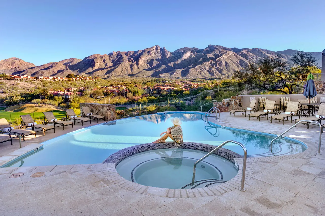 Hacienda Del Sol Guest Ranch Resort