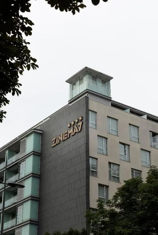 Zinema7