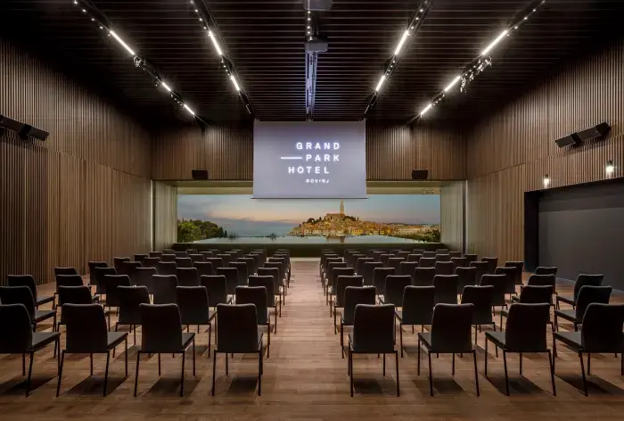 Grand Park Ballroom image 4