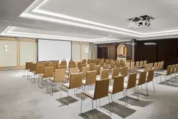 Salon Cap d'Antibes & Grasse