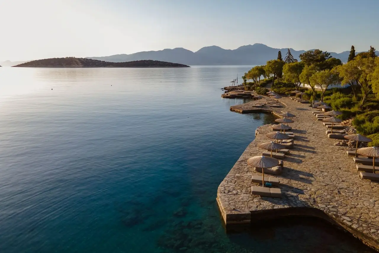 Minos Beach Art Hotel