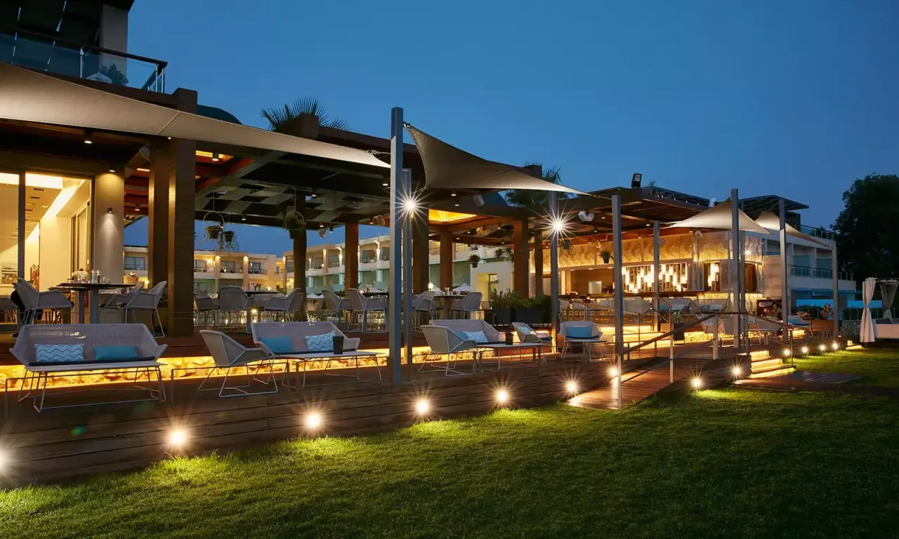 Minoa Palace Resort