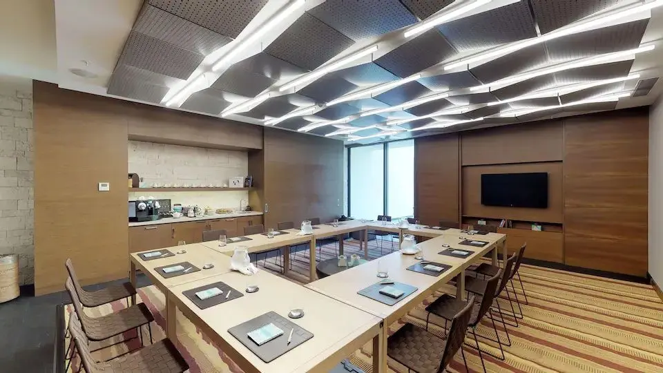 Meeting Rooms - Andaz Studios image 1