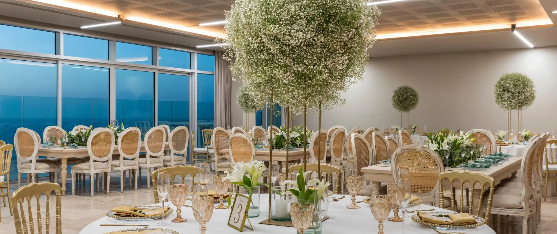 Sky Bar Meeting Room image 3