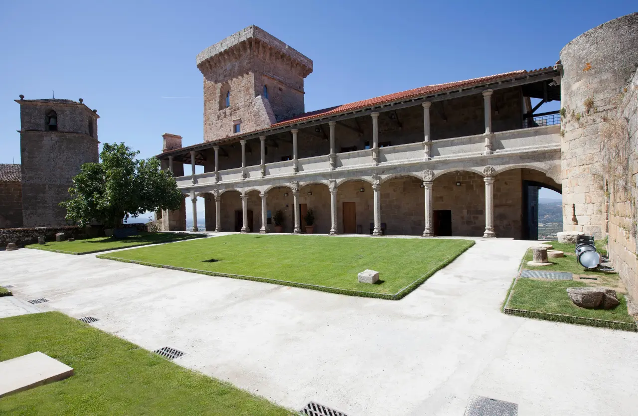 Parador Castelo de Monterrei