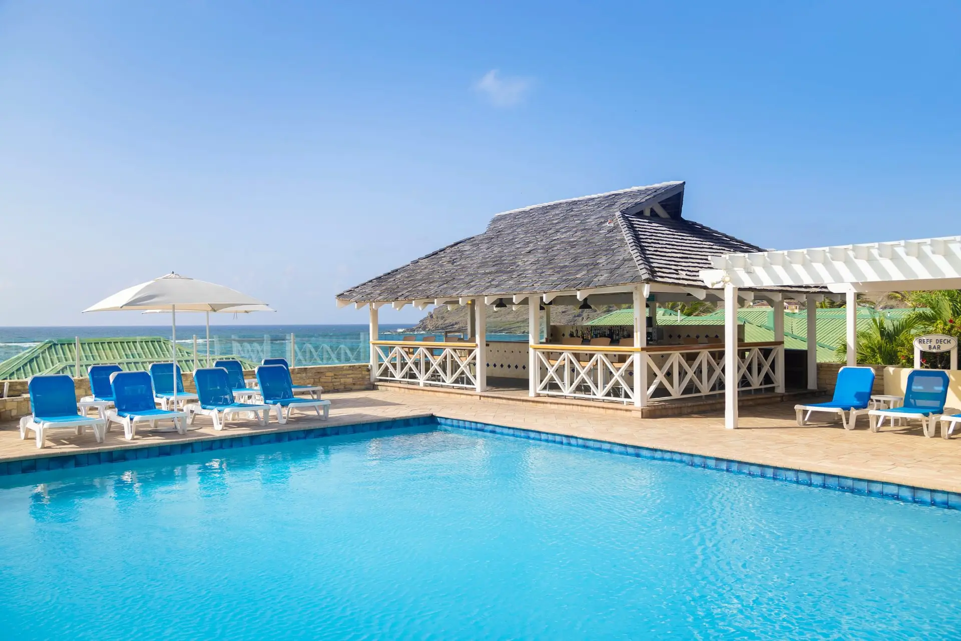 Reef Deck Bar image 3