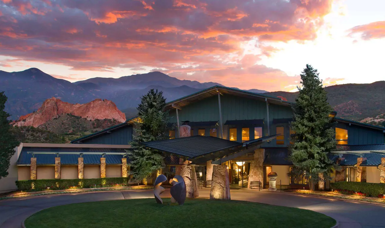 Garden of the Gods Resort & Club
