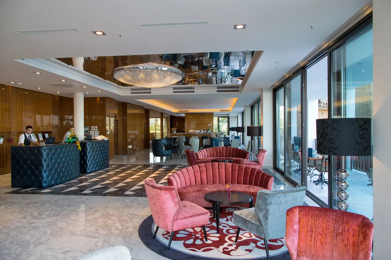 Hotel Royal