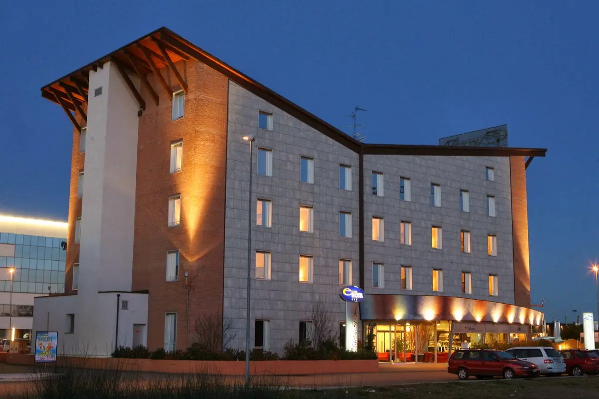 Venue cover photo