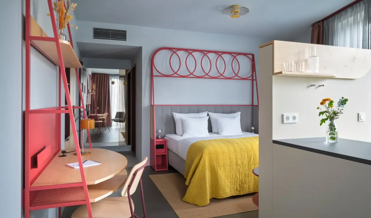 NOXX Hotel