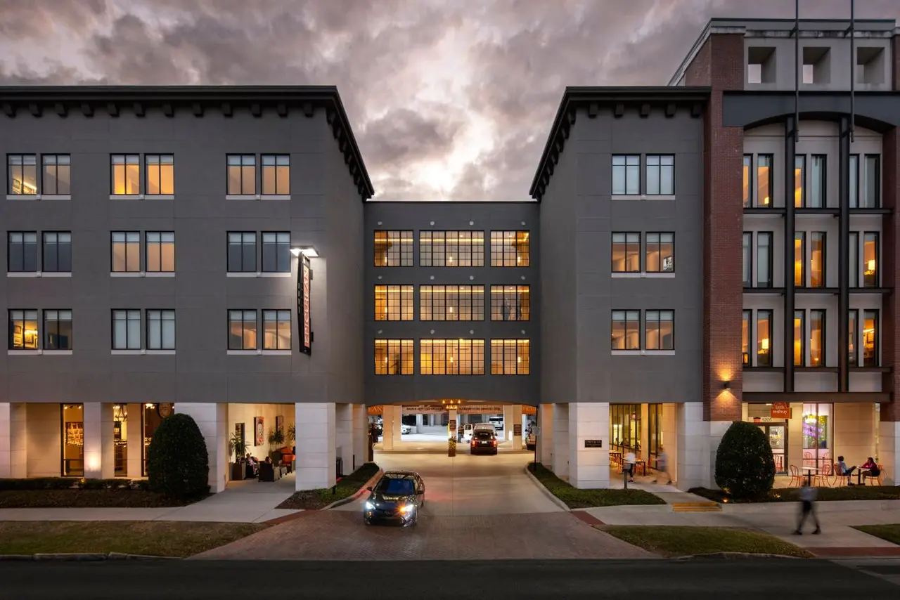 Epicurean Hotel, Autograph Collection