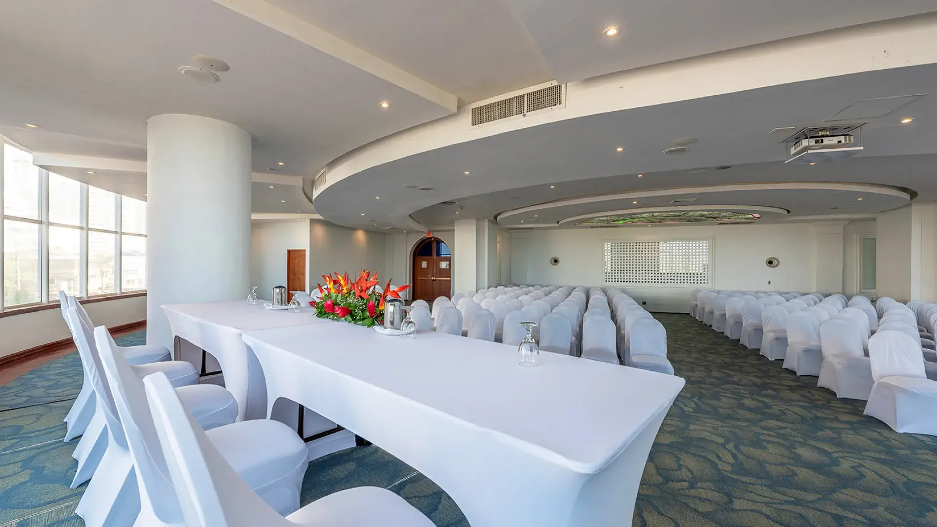 Manzanillo del Mar image 3