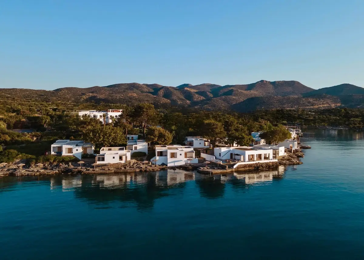 Minos Beach Art Hotel