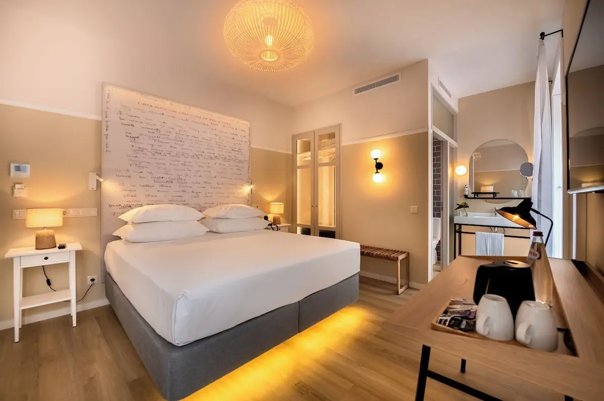 Pestana Fisherman Village