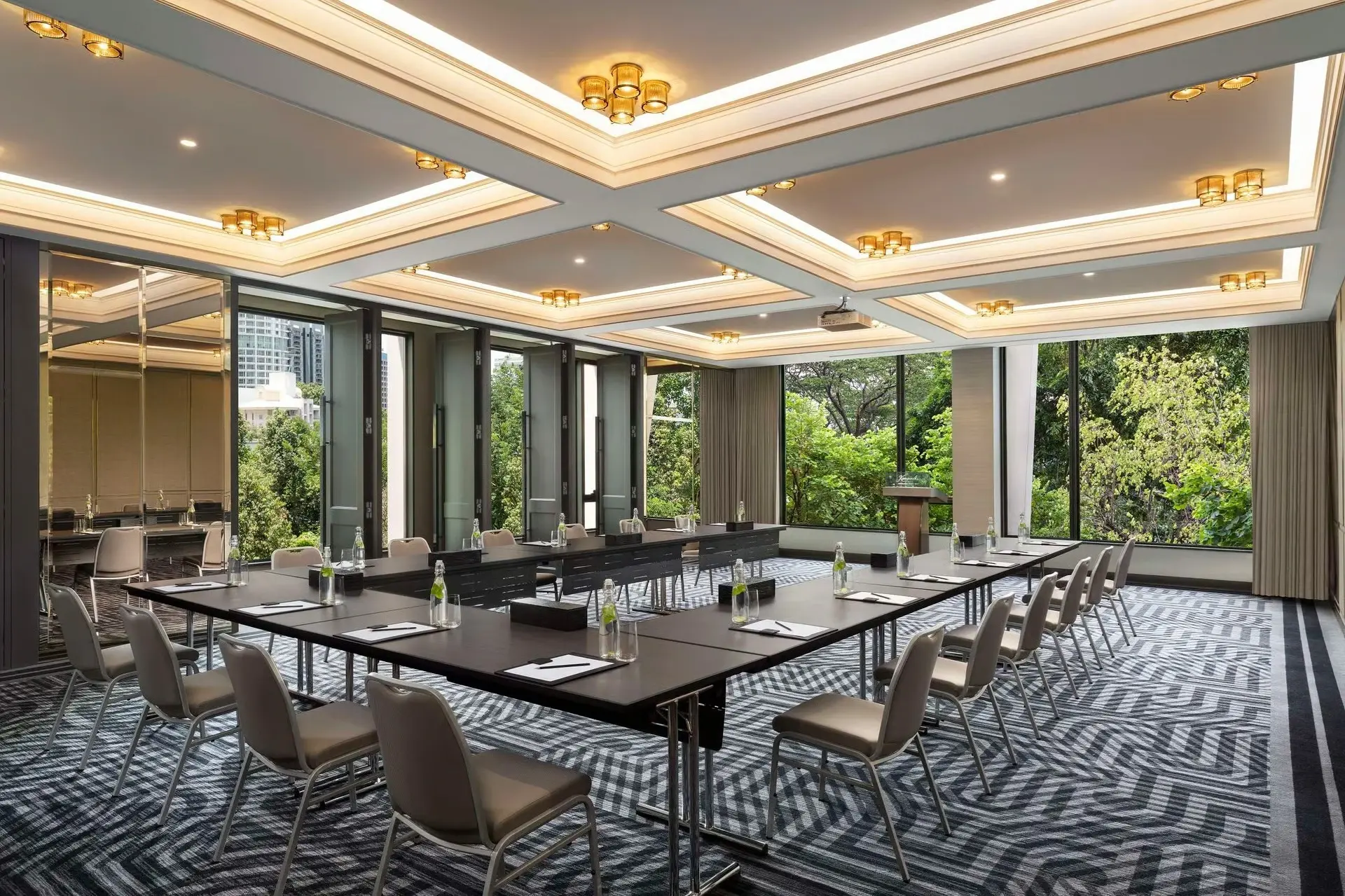 Grand Sindhorn (Sindhorn 1 to 3) image 2