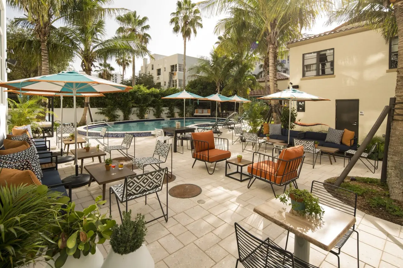 Hotel Rendale Miami Beach
