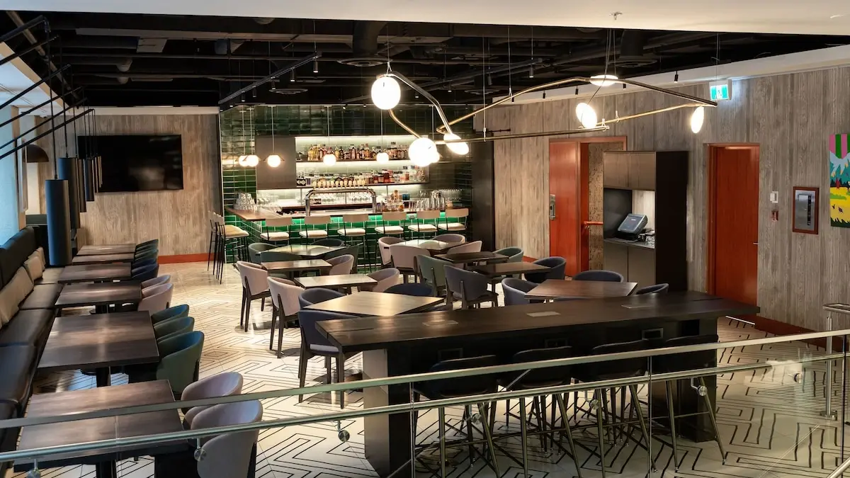 Delta Hotels Vancouver Downtown Suites