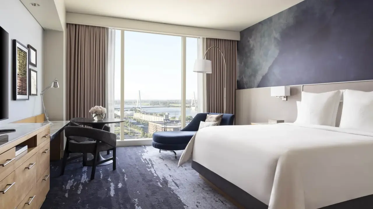 Four Seasons Hotel St Louis