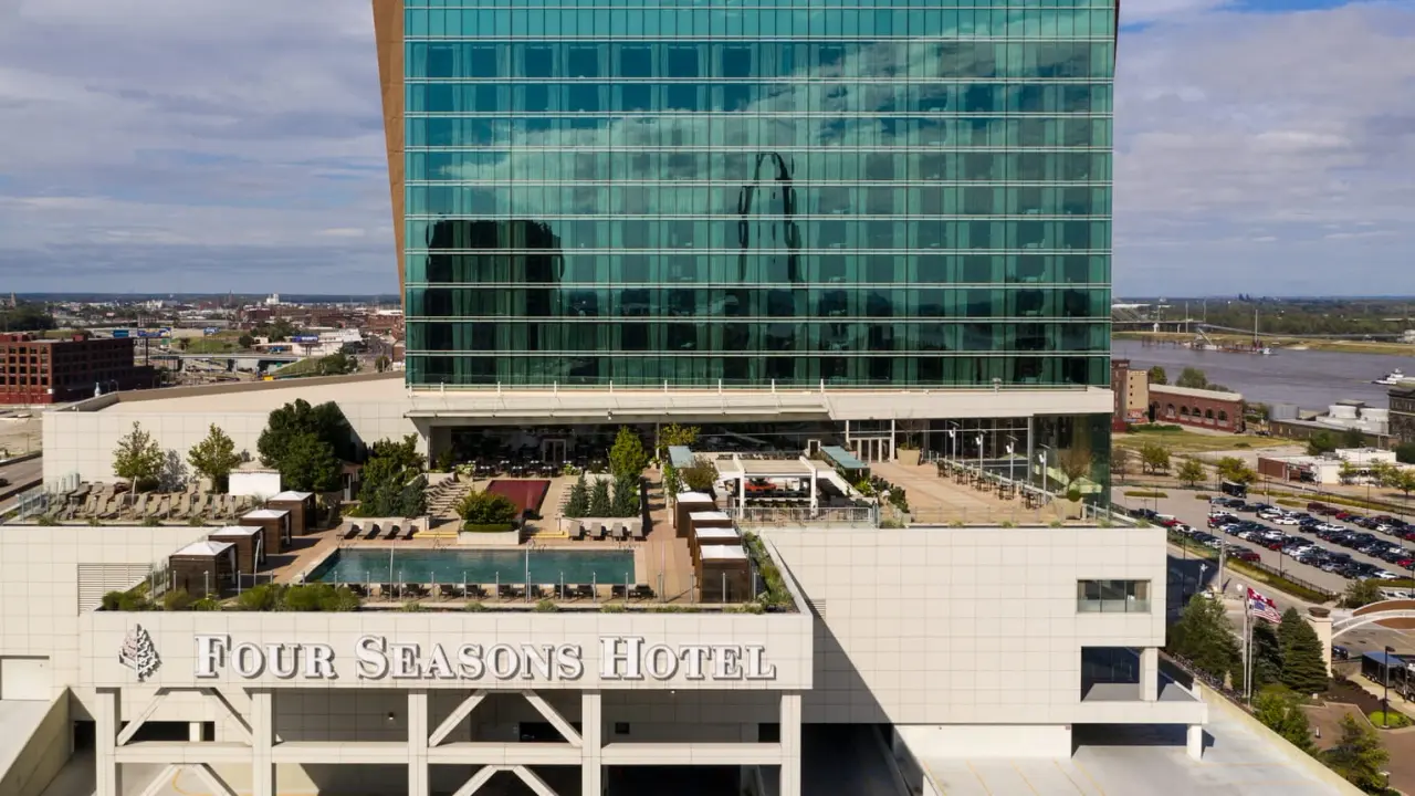 Four Seasons Hotel St Louis