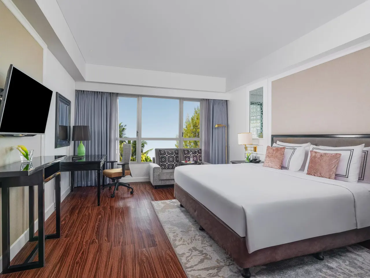 Oval Hotel