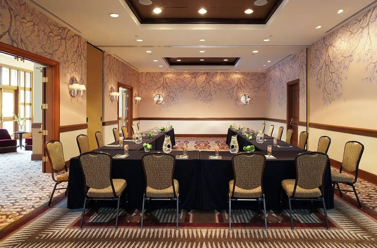 Kimpton RiverPlace Hotel