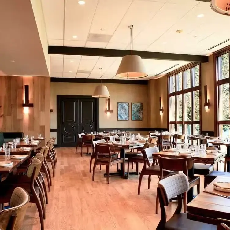 Kimpton RiverPlace Hotel